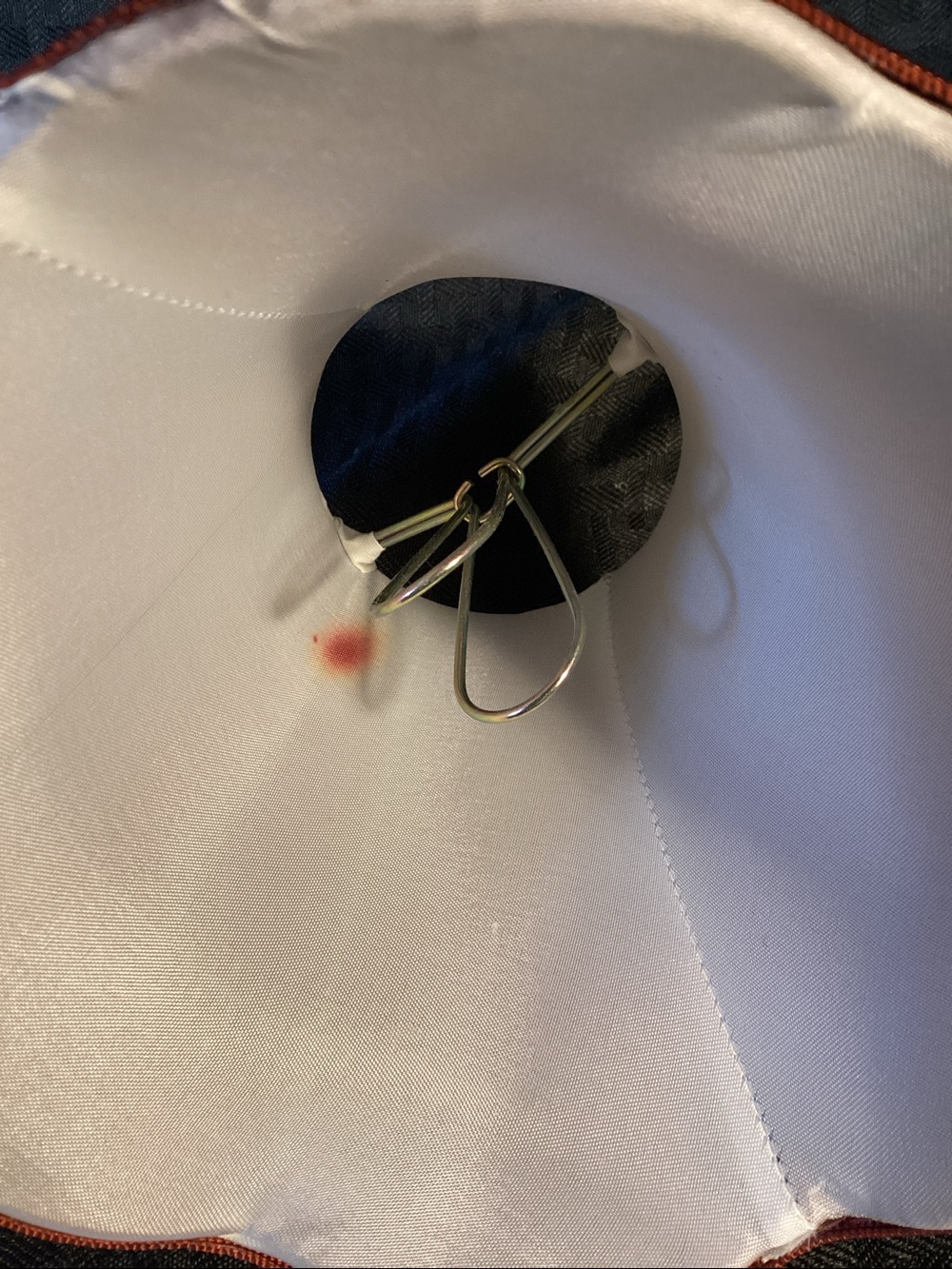 10 Styled Crimson Mini- lampshades.  Clip--on fittings. Silk finish - Picture 4 of 4